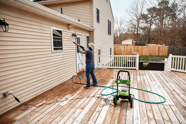 Best Pressure Washing Siding  in Marlboro, NY